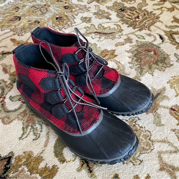 Sorel out n about plaid shoes - Picture 1 of 7